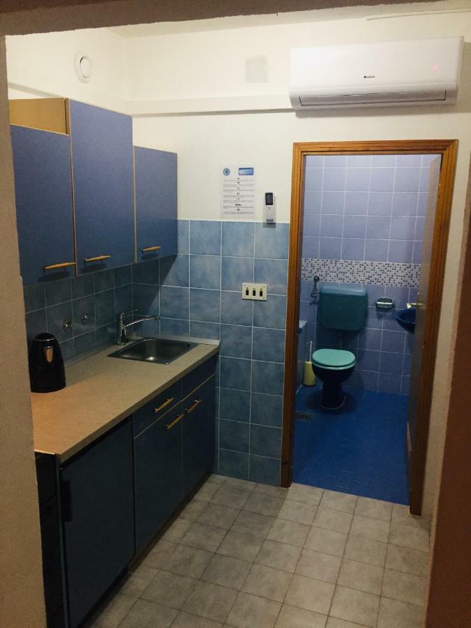 Maslov Apartment Makarska Exterior photo