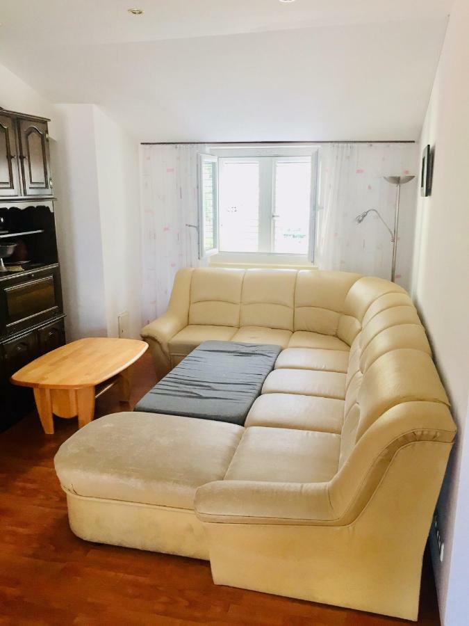Maslov Apartment Makarska Exterior photo